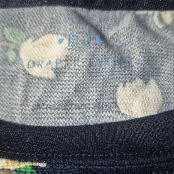 Draper James Navy Floral Lounge Set - Picture 8 of 10